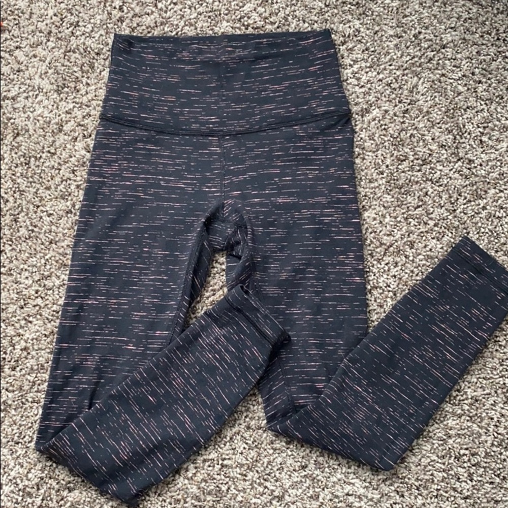 Lululemon Wunder Under leggings
